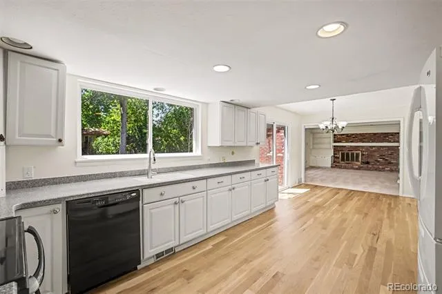 5496 W Hinsdale Place Littleton, CO 80128