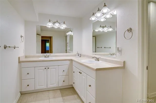 22226 E Glasgow Place Aurora, CO 80016