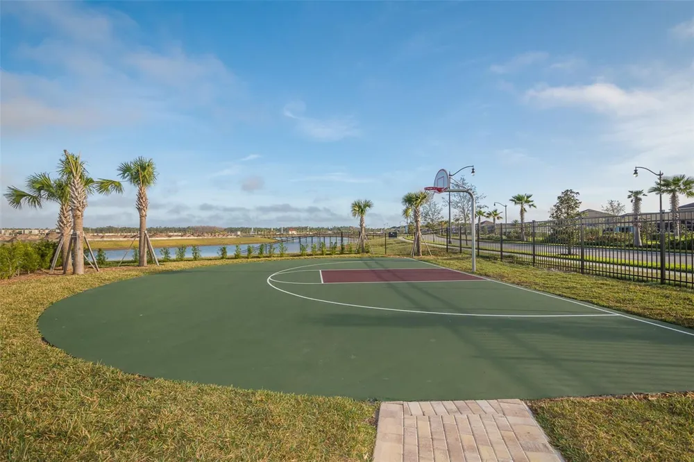2673 READING TRAIL Kissimmee, FL 34746