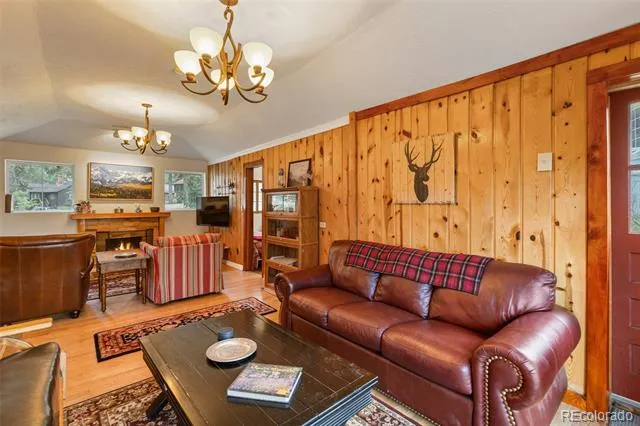 10416 Mountain Avenue Green Mountain Falls, CO 80819