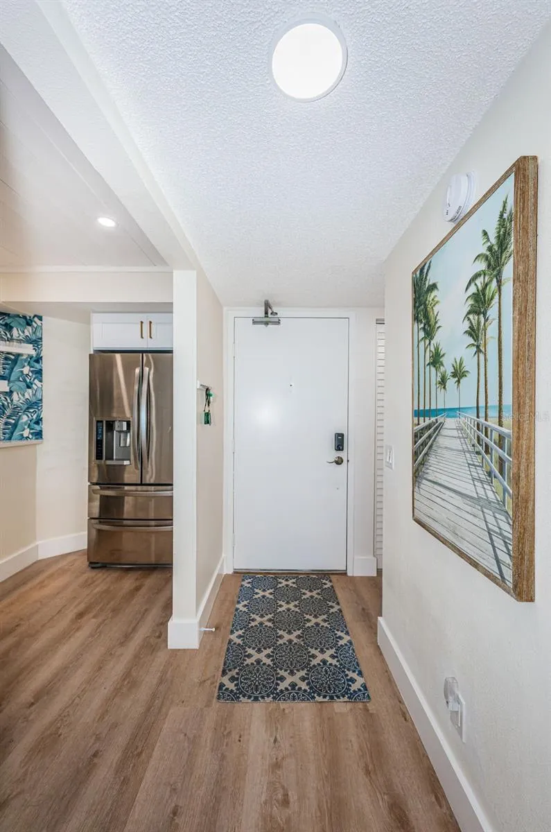 6177 SUN BOULEVARD #307 St Petersburg, FL 33715