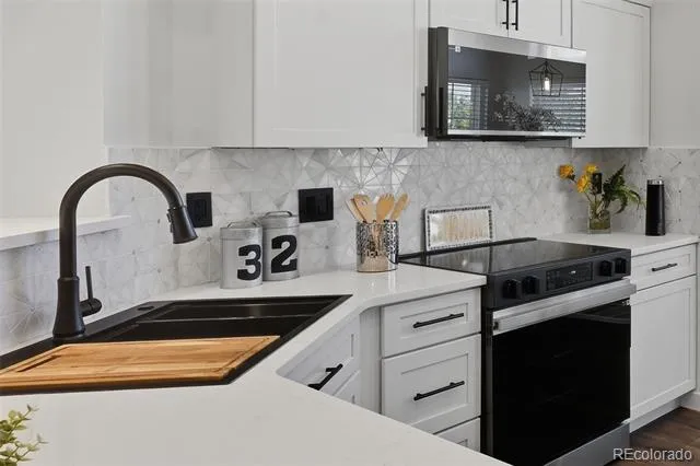 2750 Helmsdale Drive Colorado Springs, CO 80920