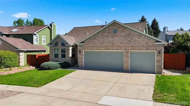 2750 Helmsdale Drive Colorado Springs, CO 80920