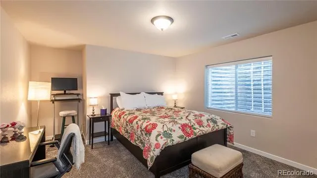 2752 Pony Club Lane Colorado Springs, CO 80922