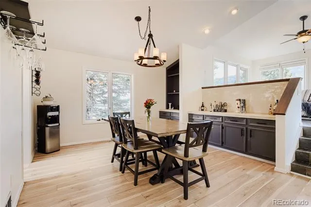 6823 Big Horn Trail Littleton, CO 80125