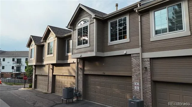 5555 E Briarwood Avenue #1904 Centennial, CO 80122