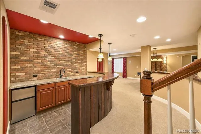 5055 Montvale Drive Littleton, CO 80130