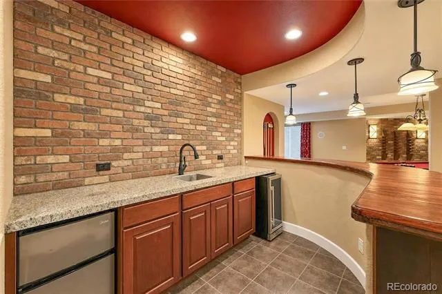 5055 Montvale Drive Littleton, CO 80130