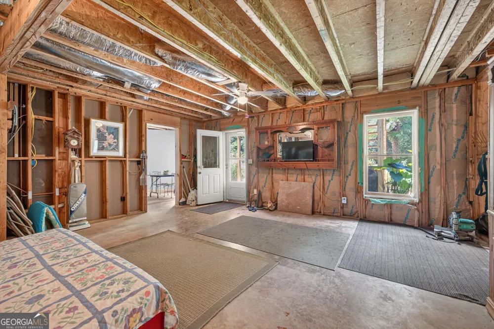 2194 NE Indian Shoals DR NE Loganville, GA 30052