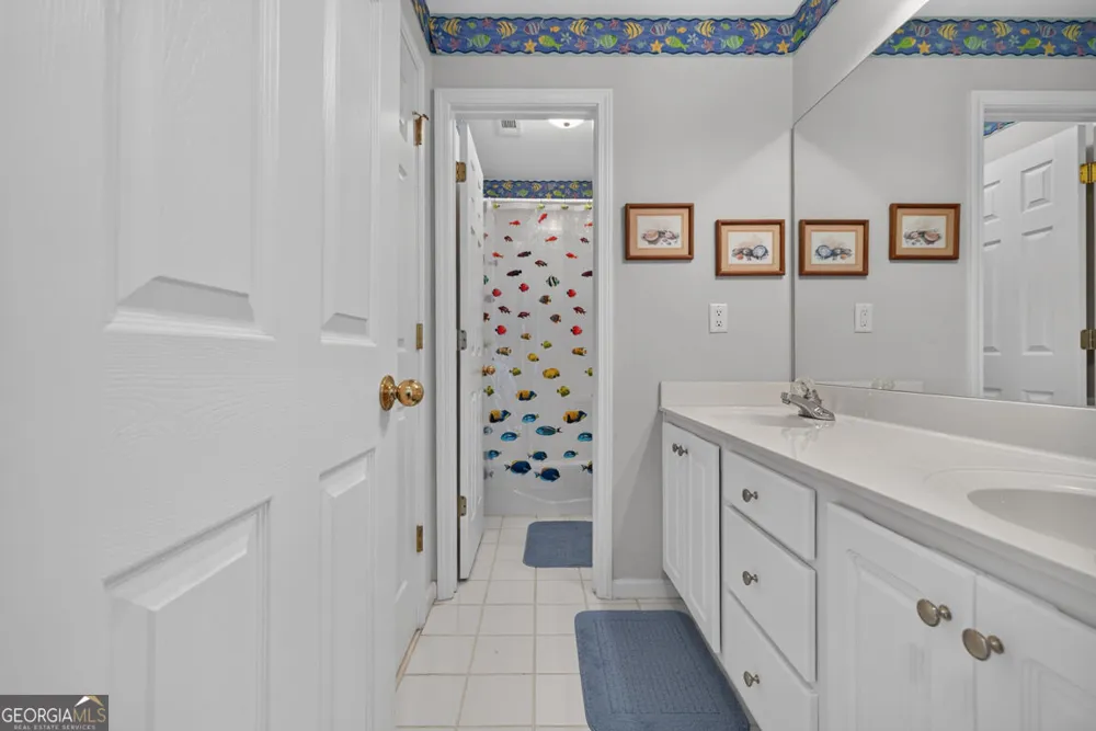 2194 NE Indian Shoals DR NE Loganville, GA 30052
