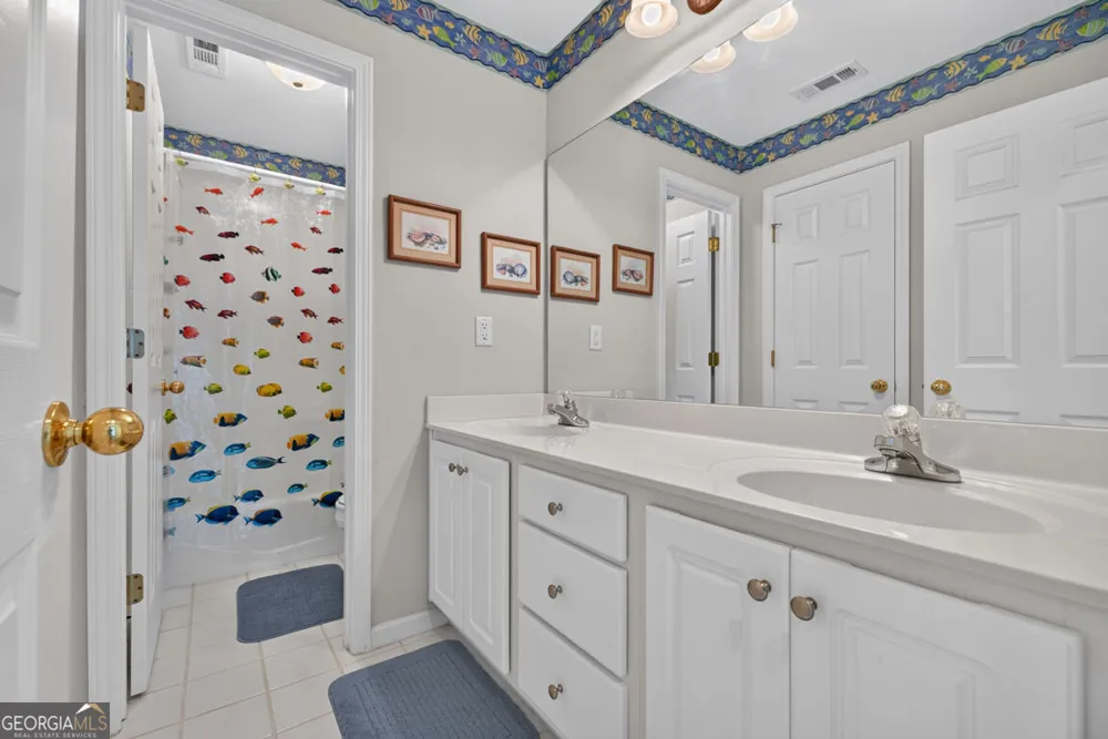 2194 NE Indian Shoals DR NE Loganville, GA 30052