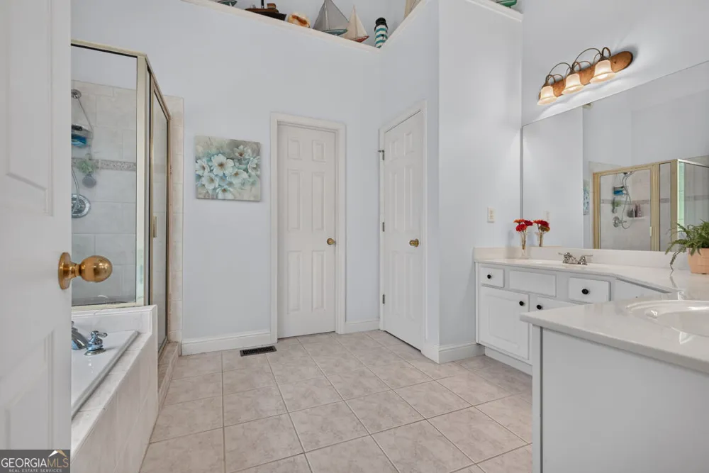 2194 NE Indian Shoals DR NE Loganville, GA 30052