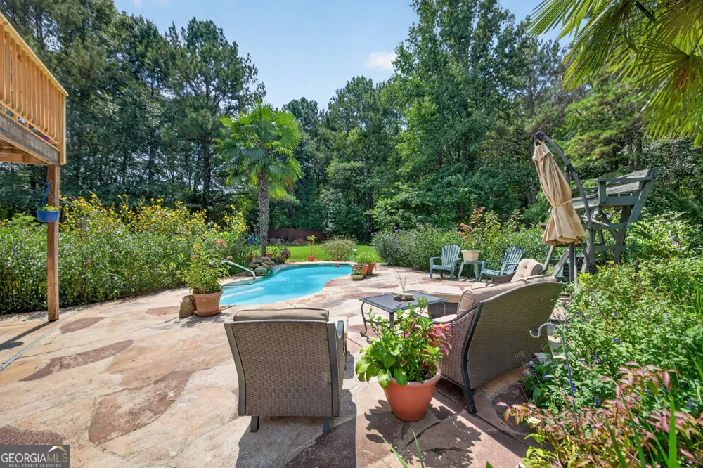 2194 NE Indian Shoals DR NE Loganville, GA 30052