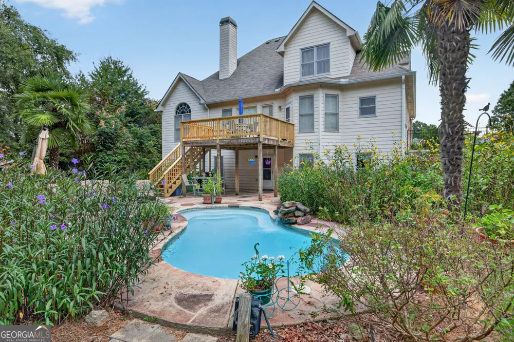 2194 NE Indian Shoals DR NE Loganville, GA 30052