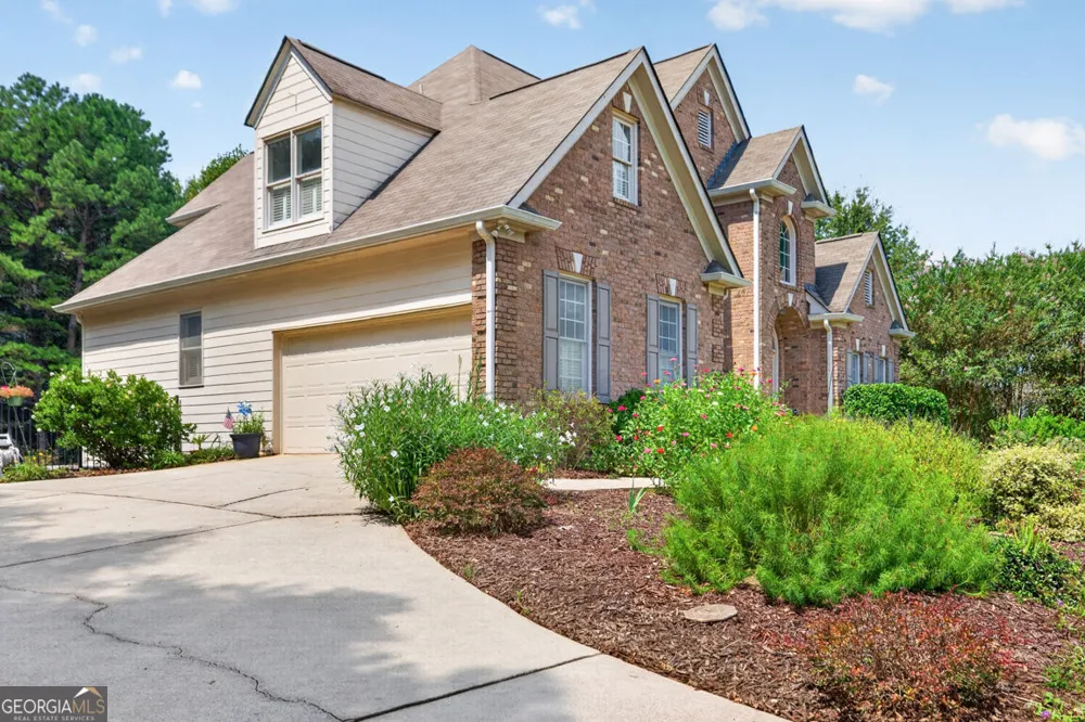 2194 NE Indian Shoals DR NE Loganville, GA 30052