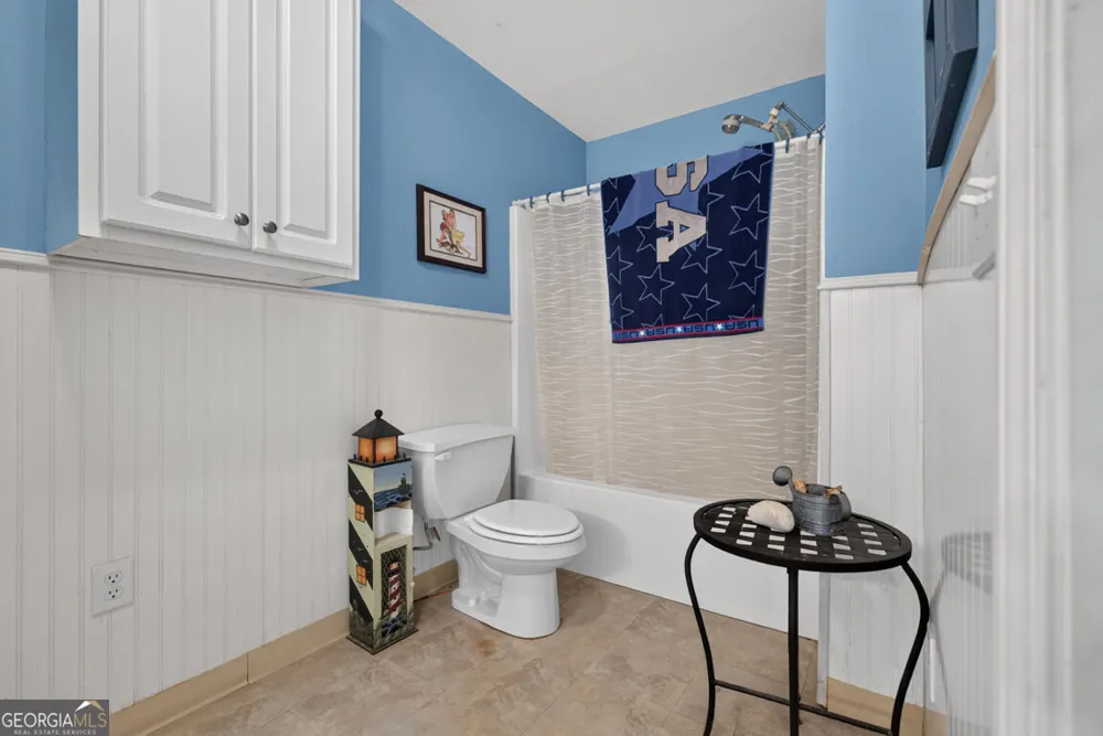 2194 NE Indian Shoals DR NE Loganville, GA 30052