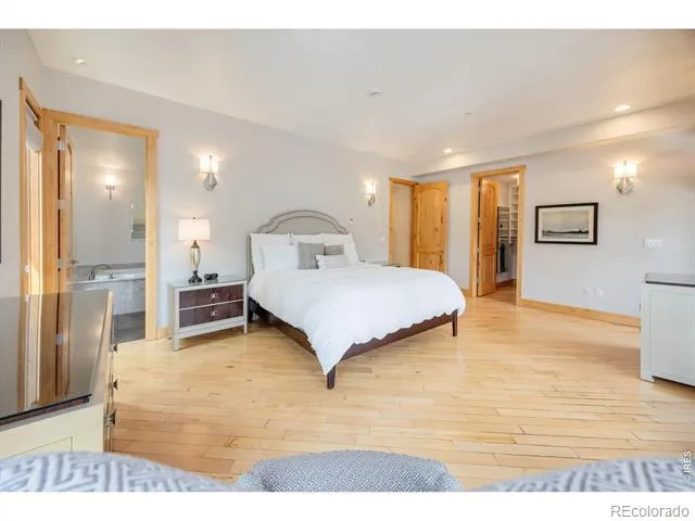 2034 Pearl Street #200 Boulder, CO 80302