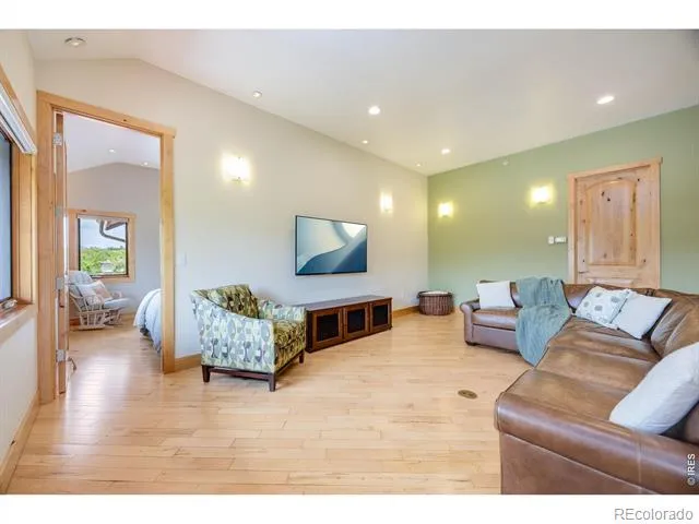 2034 Pearl Street #200 Boulder, CO 80302