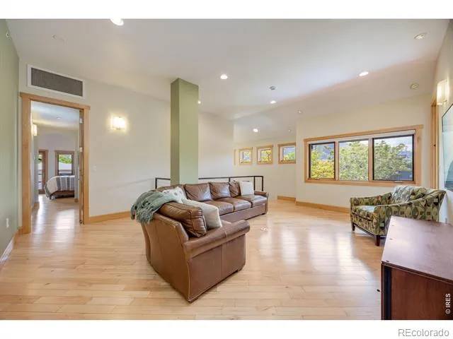 2034 Pearl Street #200 Boulder, CO 80302