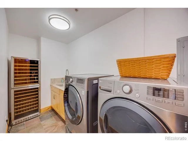 2034 Pearl Street #200 Boulder, CO 80302