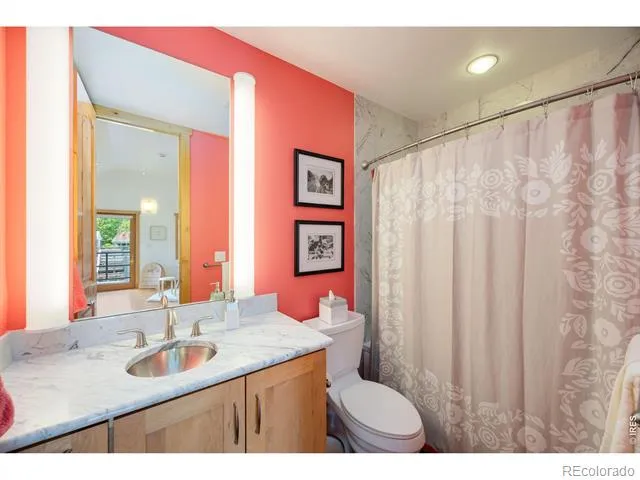 2034 Pearl Street #200 Boulder, CO 80302