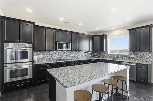 6726 Lynch Lane Castle Rock, CO 80108