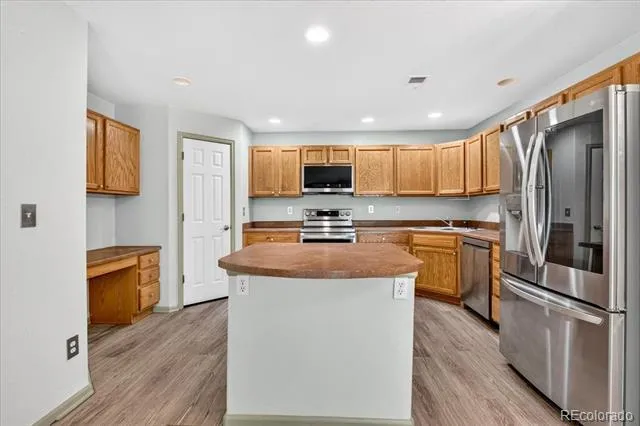 1703 Whitehall Drive #10B Longmont, CO 80504