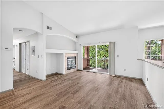 1703 Whitehall Drive #10B Longmont, CO 80504