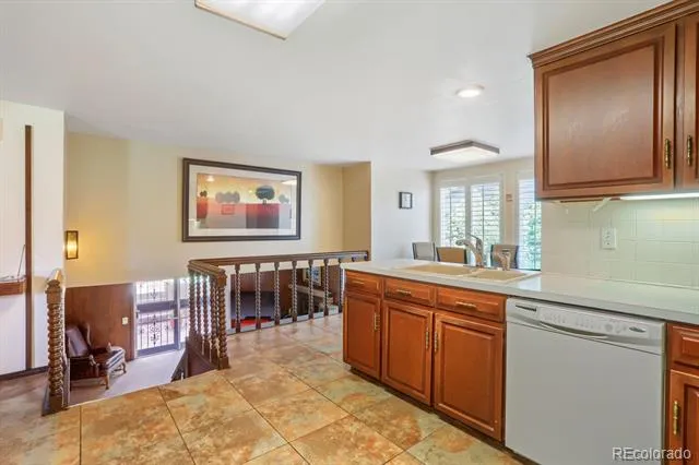3293 S Oneida Way Denver, CO 80224