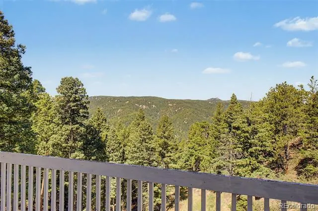 2639 Elk Park Road Larkspur, CO 80118