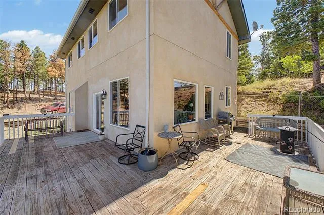 2639 Elk Park Road Larkspur, CO 80118
