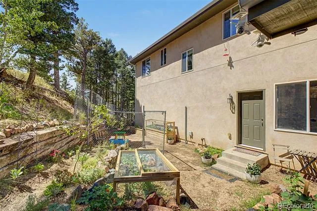 2639 Elk Park Road Larkspur, CO 80118