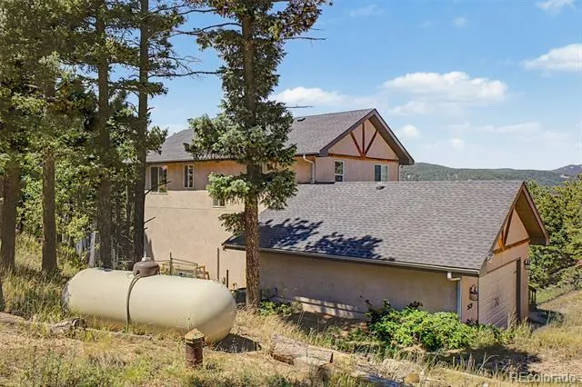 2639 Elk Park Road Larkspur, CO 80118