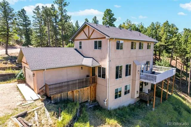 2639 Elk Park Road Larkspur, CO 80118