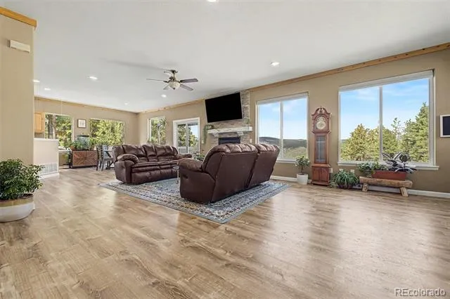 2639 Elk Park Road Larkspur, CO 80118