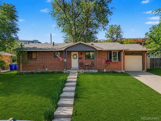 190 E Geddes Avenue Centennial, CO 80122