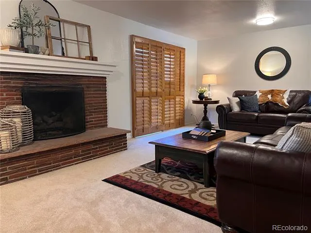 190 E Geddes Avenue Centennial, CO 80122