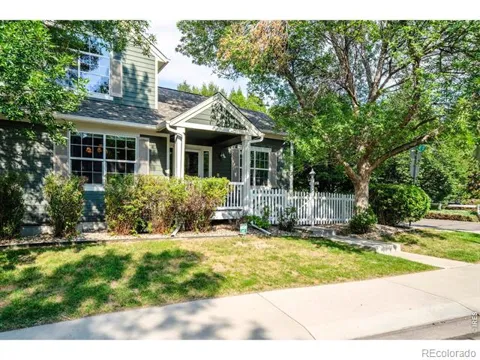 811 Snowberry Street