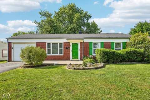 49 Sunset Manor Drive