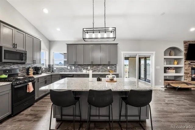 1180 Saddle Ridge Lane Pueblo, CO 81007