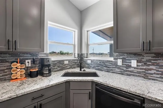 1180 Saddle Ridge Lane Pueblo, CO 81007