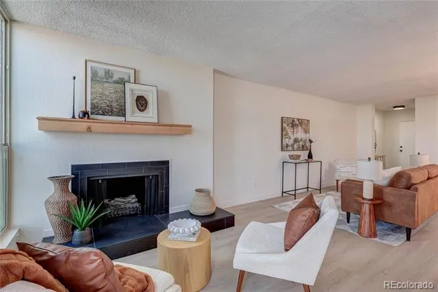 2880 S Locust Street #701S Denver, CO 80222