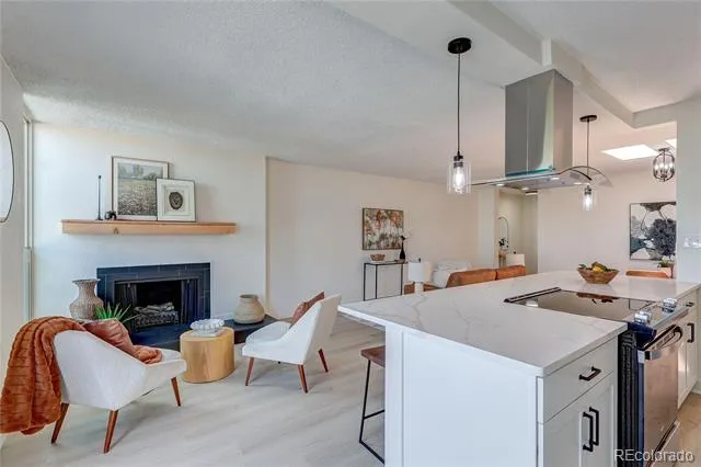 2880 S Locust Street #701S Denver, CO 80222
