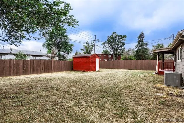 810 Oswego Street Aurora, CO 80010