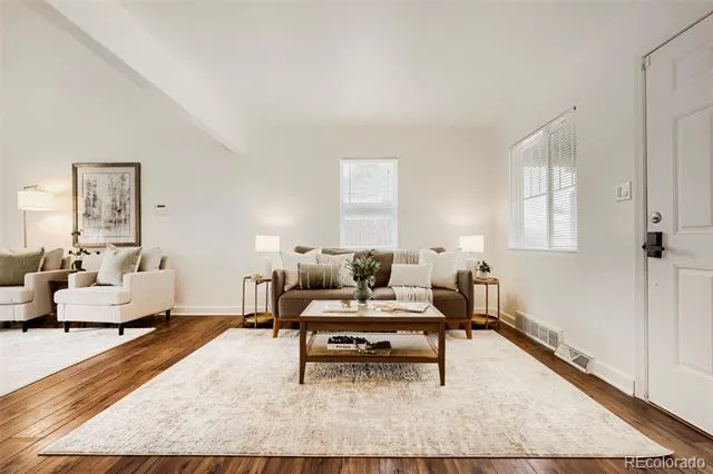 810 Oswego Street Aurora, CO 80010