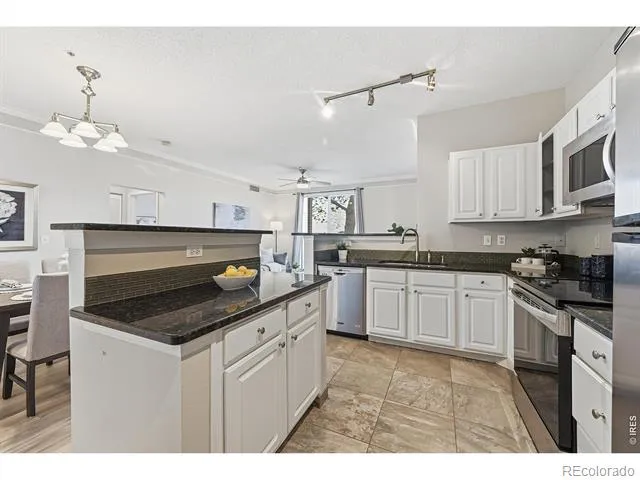 2040 Shamrock Drive Superior, CO 80027