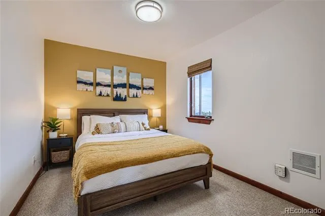 133 Linn Lane Golden, CO 80403