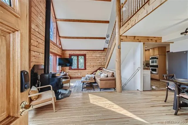 133 Linn Lane Golden, CO 80403