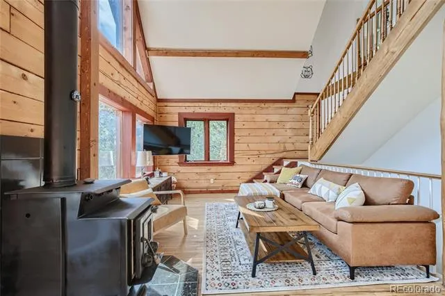 133 Linn Lane Golden, CO 80403