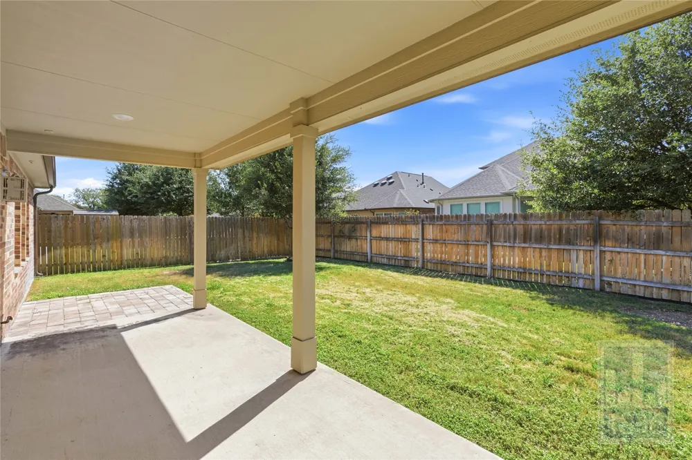 188 Danbark Drive Buda, TX 78610